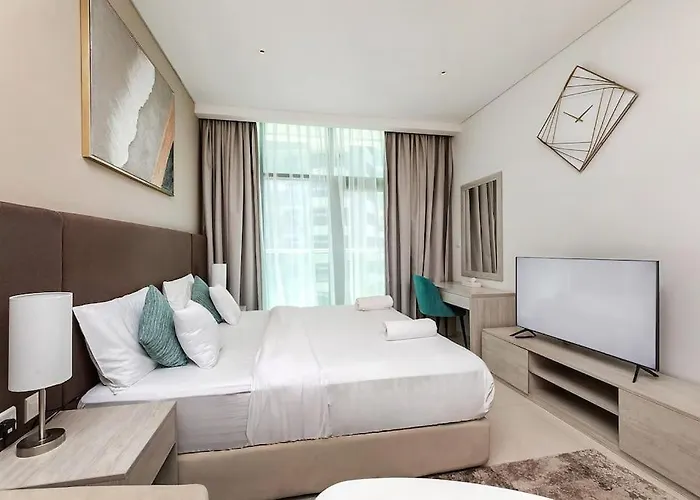 Modern Studio In Seven Palm