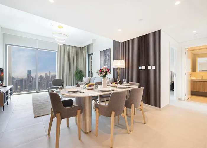 Premium 2 Bedroom High-Floor Apartment Offering Spectacular Burj Khalifa & Fountain Views, Steps Away From Dubai Mall - Downtown Dubai By Stayfinity - Max 8 Guests