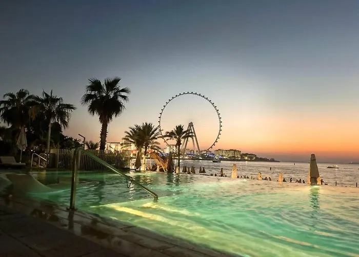 Aura Luxury - Sand Beach & Infinity Pool