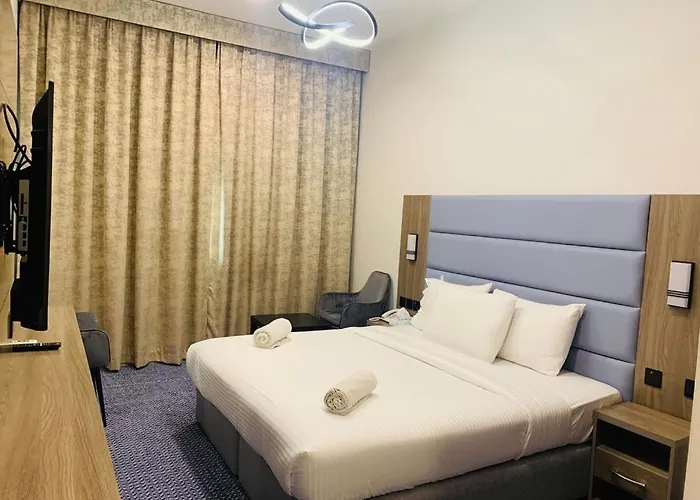 Silver Sand Hotel