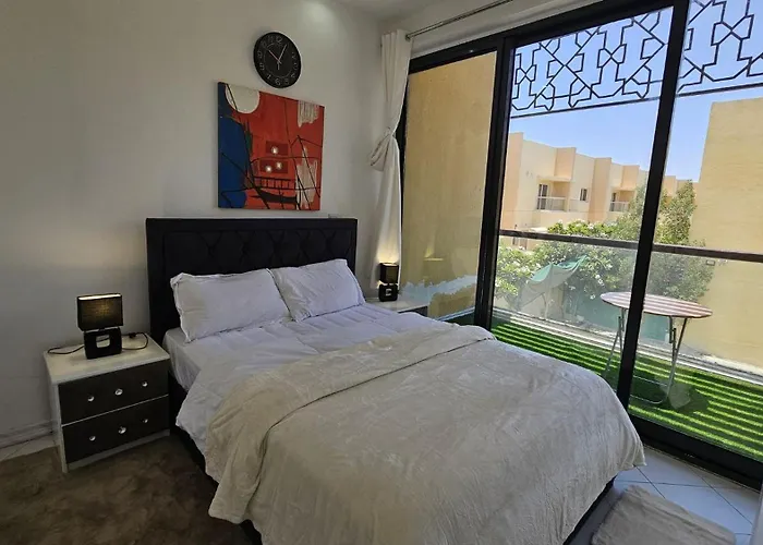Dubai- 1 Bedroom Villa Townhouse