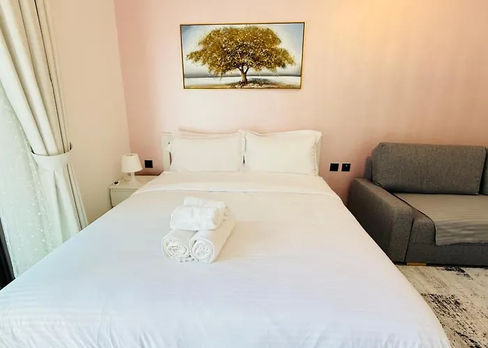 Lawnz Luxury Furnished Studio With Balcony Swimming Pool Gym Kids Play Ground