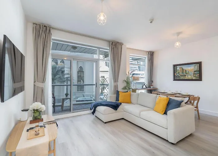 Remarkable 1 Bedroom Flat In Blakely Tower
