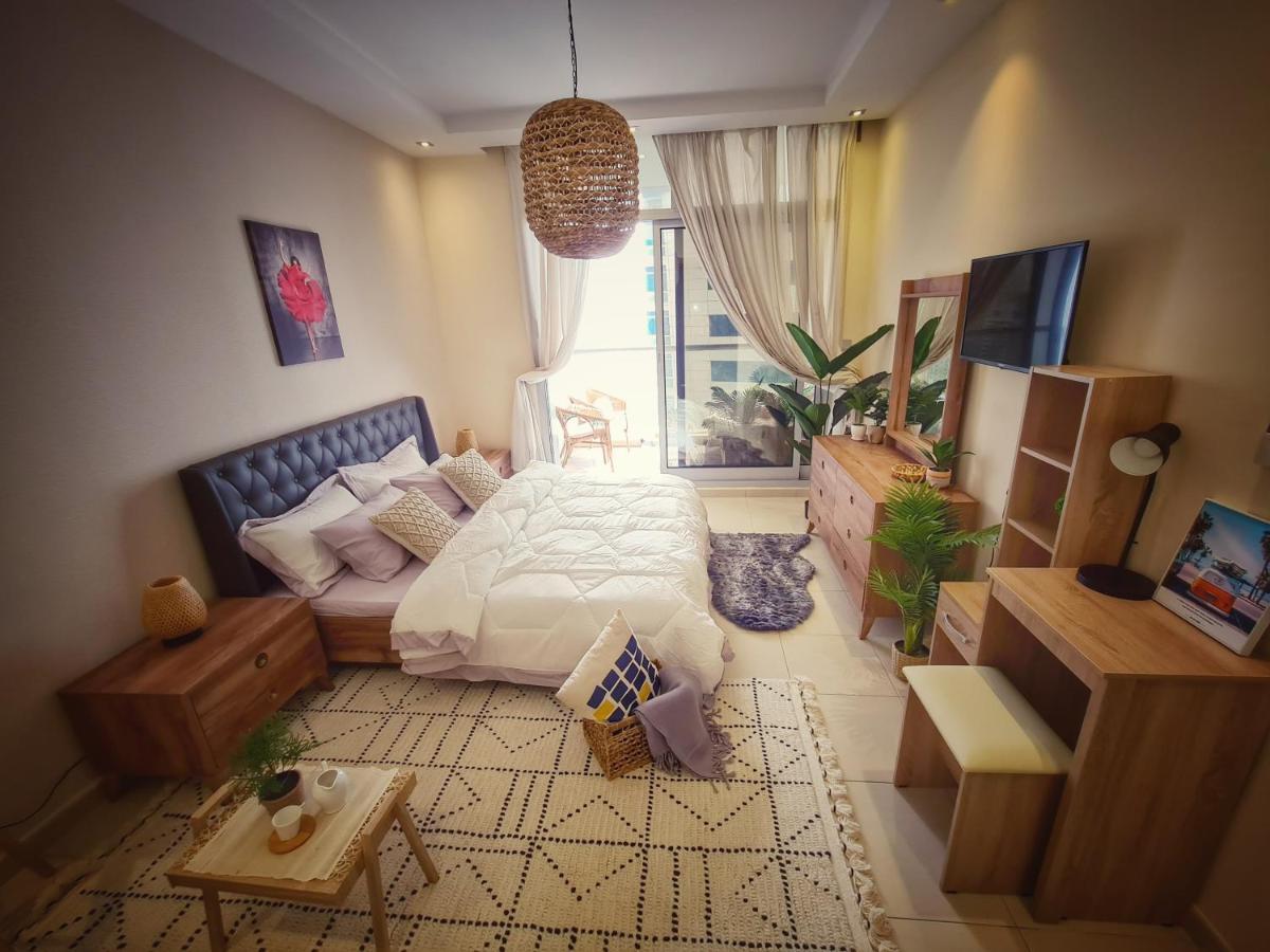 Green Sky Holiday With Shared Kitchen And Lounge Homestay *