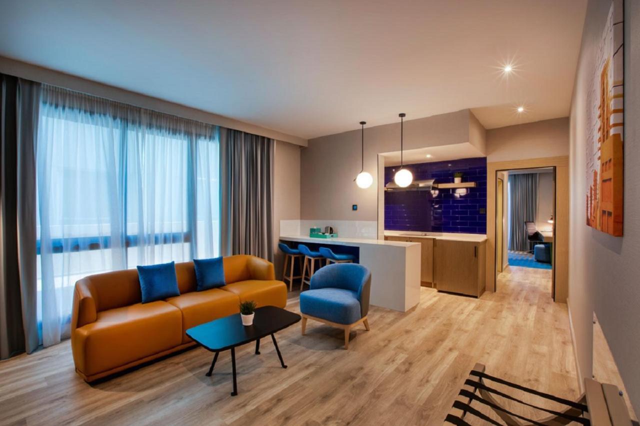 La Quinta By Wyndham Jumeirah Hotel 4*