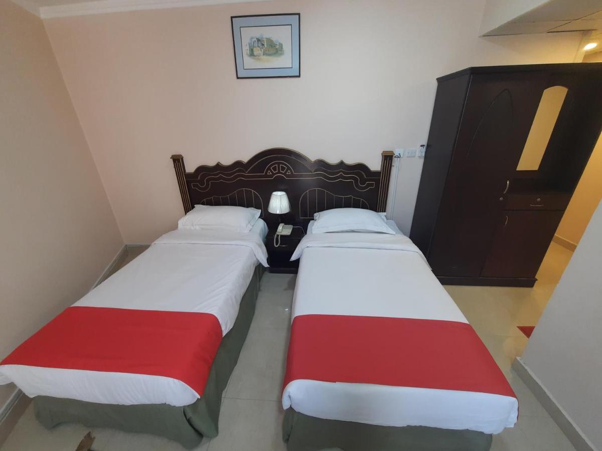 Banana Hotel Dubai