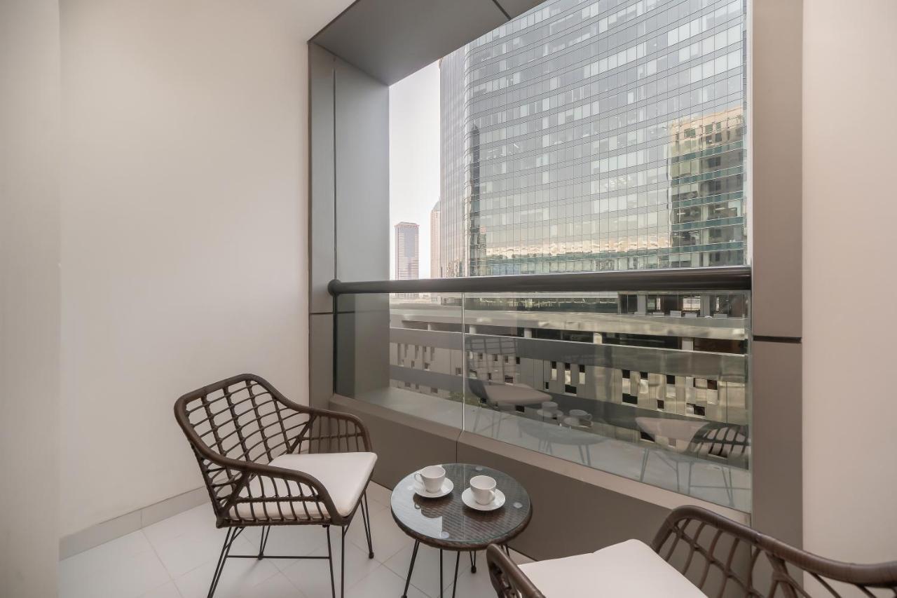 Higuests - Cozy Studio With Balcony In Business Bay Apartment Dubai