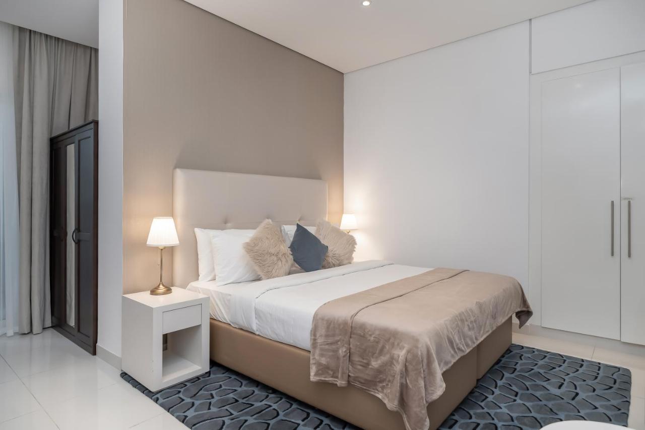 Higuests - Cozy Studio With Balcony In Business Bay Apartment Dubai