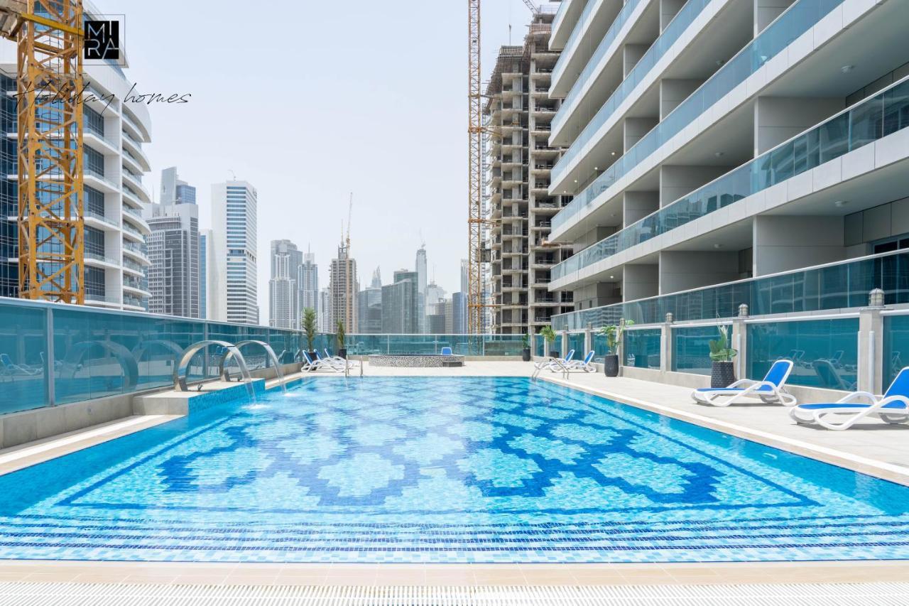 Mira Holiday Homes - Studio With Burj Khalifa View - Elite Business Bay *