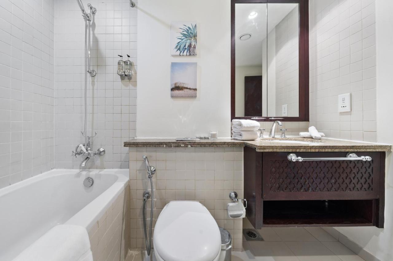Apartment Stylish With Partial Burj Khalifa View