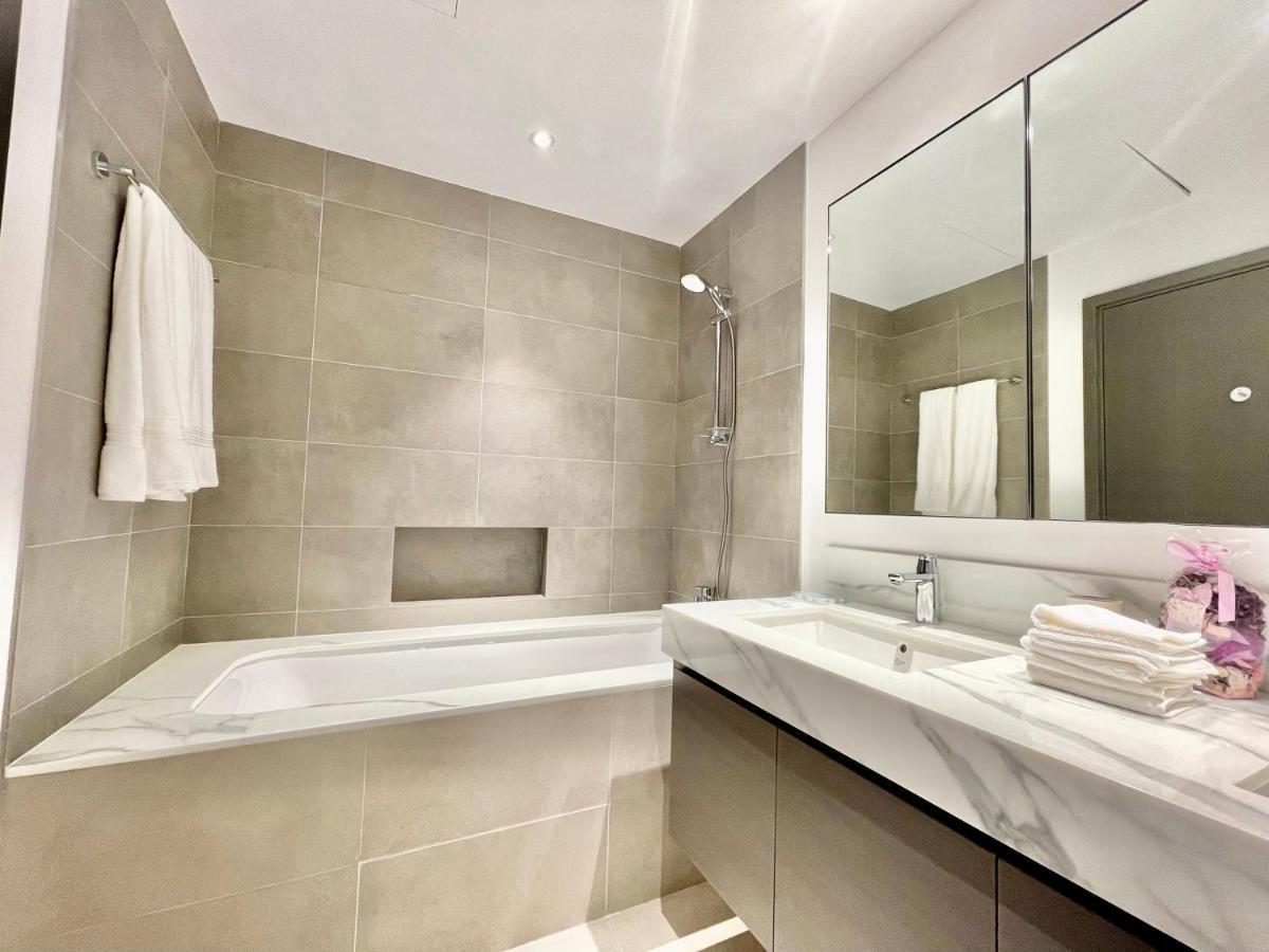 Apartment Ultimate Luxury At Creek Horizon Waterfront