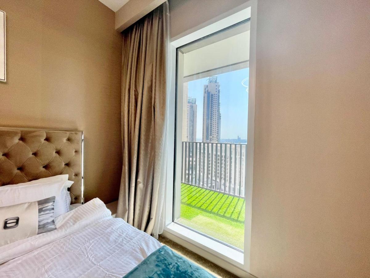 Ultimate Luxury At Creek Horizon Waterfront Apartment