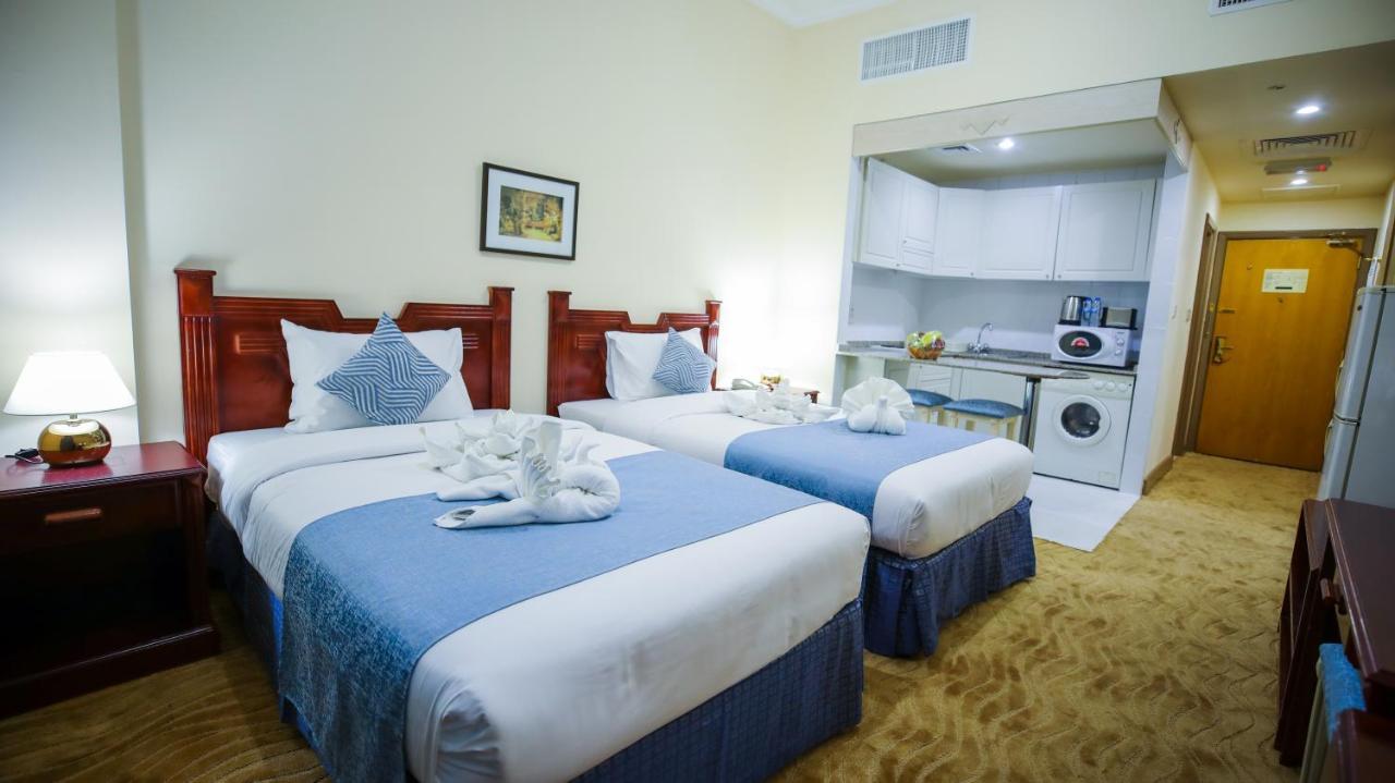 House & 2* Dubai