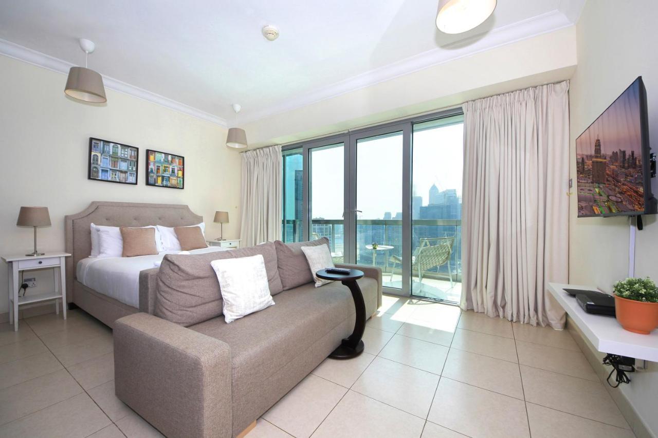 Prime Retreats - Downtown Apartment *