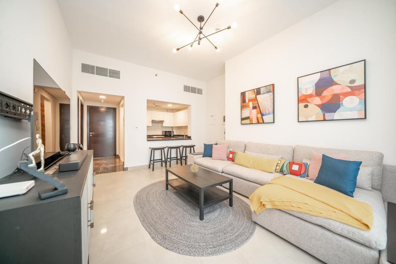 Luton - Sparkle Towers, Marina 20ab 7 Apartment