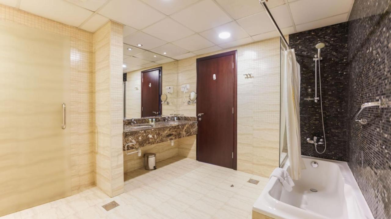 Aparthotel Residences - Serviced Al Barsha 3*