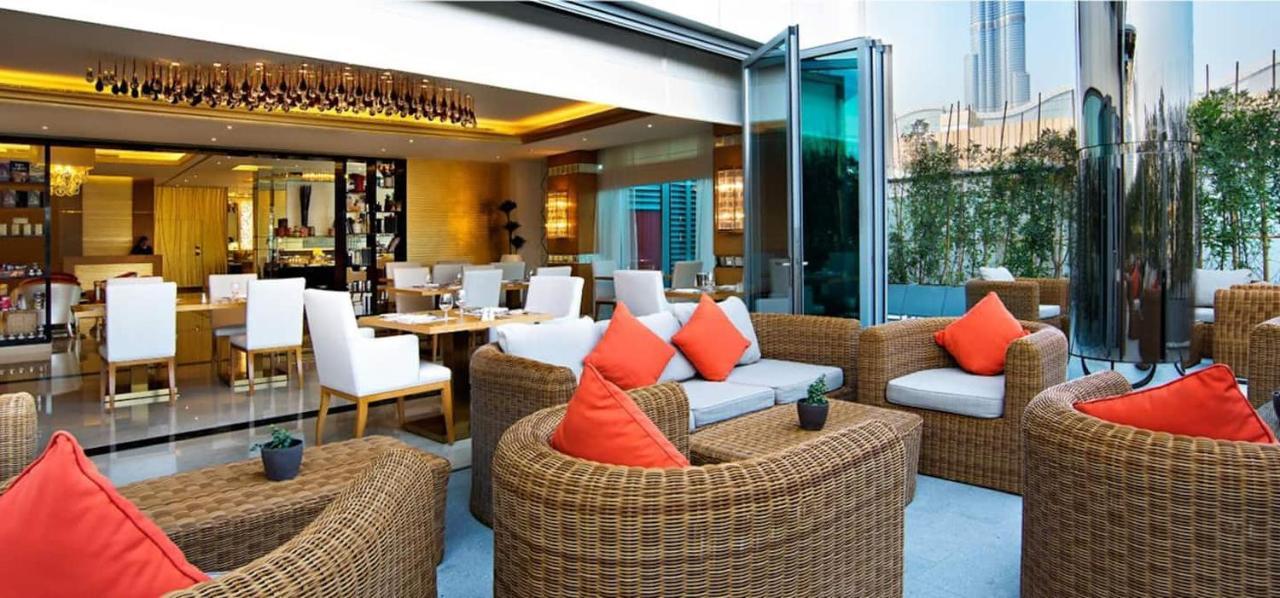 Elegant With Burj Khalifa View, Downtown Apartment *