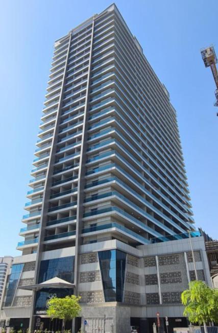 Mira Holiday Homes - Studio With Burj Khalifa View - Elite Business Bay Apartment *
