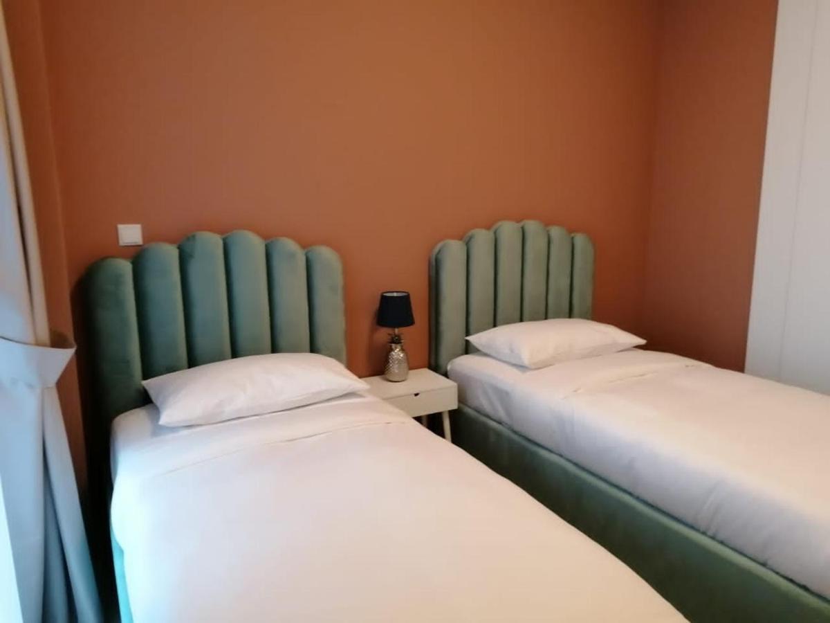 Luxurious Two Bedrooms With Maid Apartment Dubai