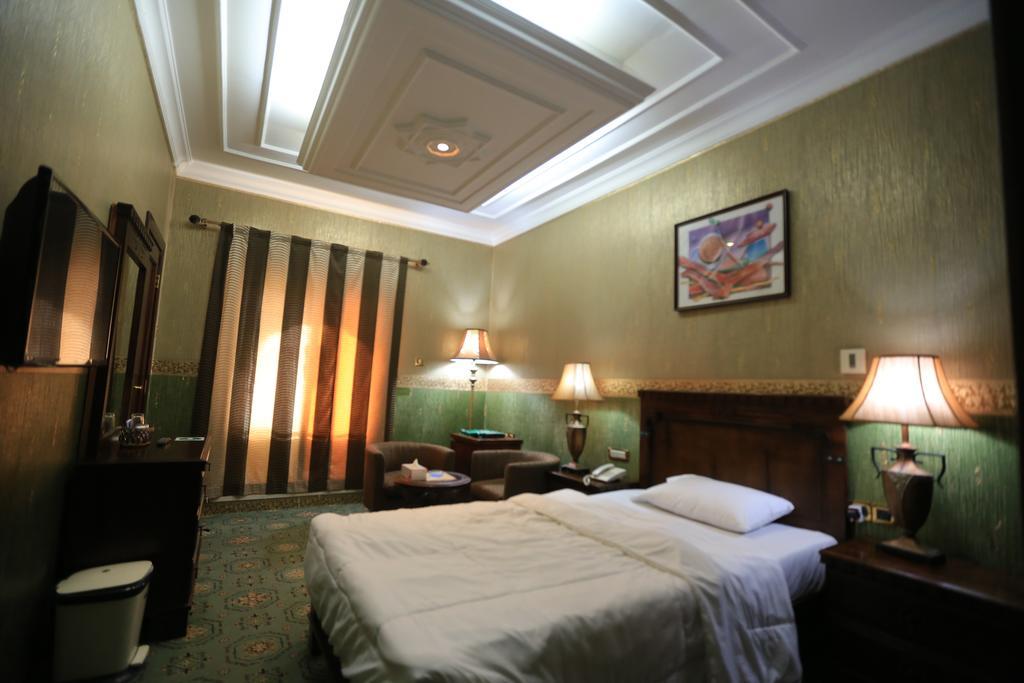 Sun International Hotel 2*
