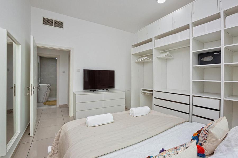 Apartment Amazing 2 Bedroom In Marina With Free Parking Dubai