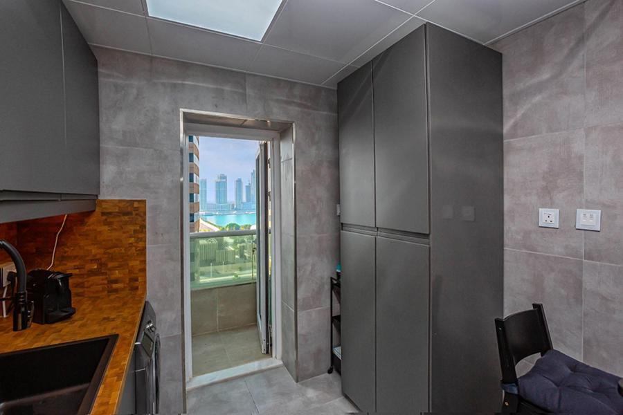 Amazing 2 Bedroom In Marina With Free Parking Dubai