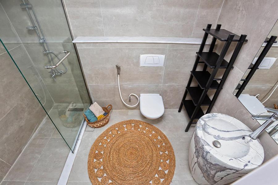 Amazing 2 Bedroom In Marina With Free Parking Apartment Dubai