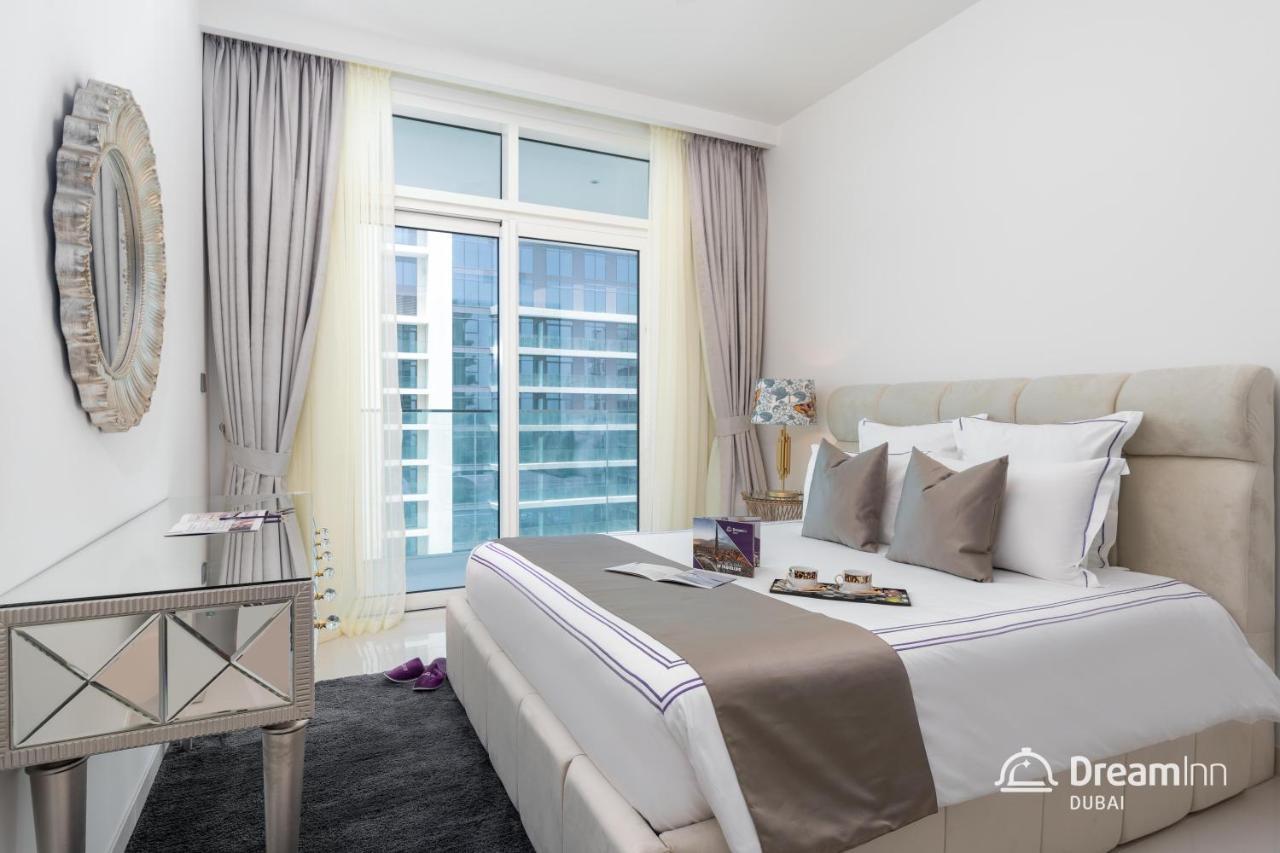 Dream - Sunrise Bay Front *