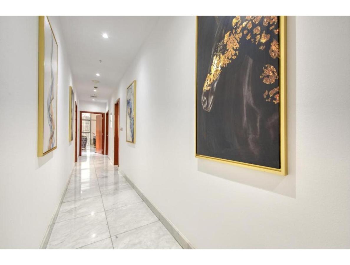 The Penthouse Near Burj Khalifa And Mall Apartment