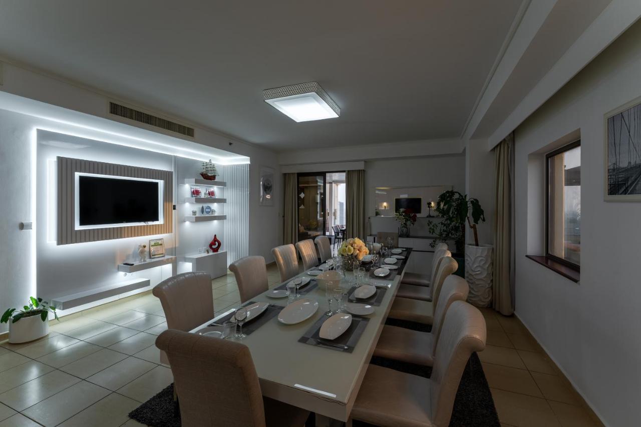Jbr Penthouse With Terrace Pool Apartment Dubai