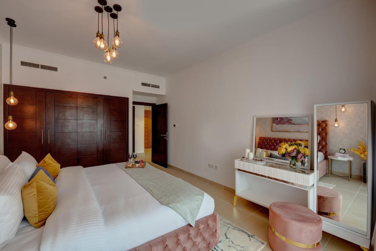 Durrani Homes - Modern Living At Burj Views Holiday home