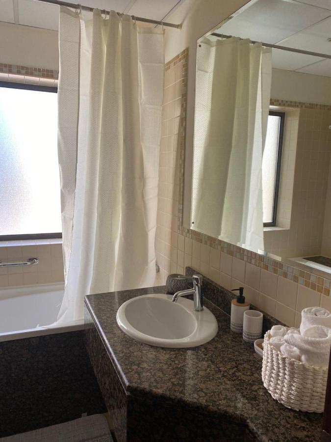 1 Bedroom In Jumeirah Apartment