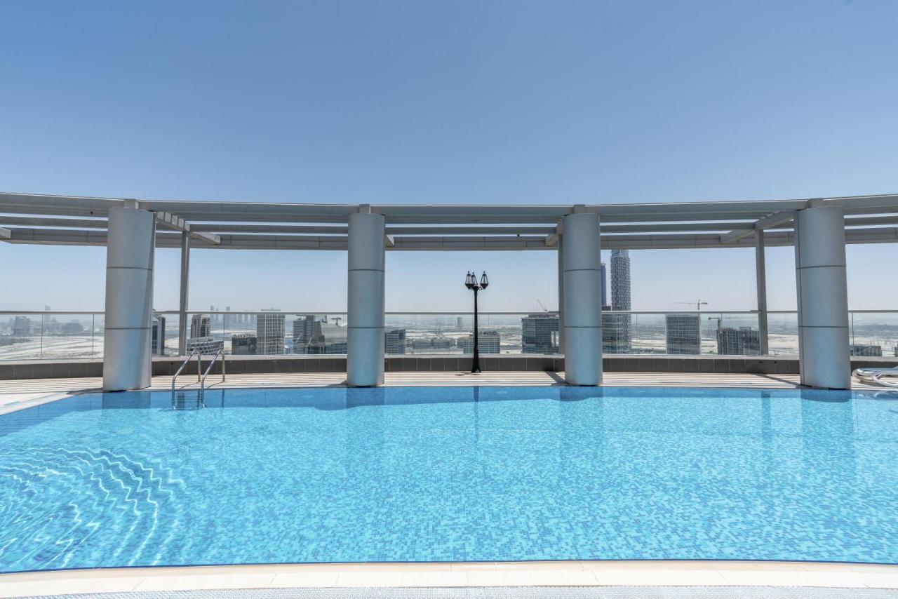Spacious 2 Beds 5 Min Walk From Mall With Brand New Gym And Rooftop Swimming Pool Apartment Dubai