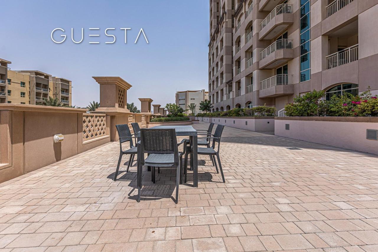 Mosela Tower By Emaar, The Views And Greens