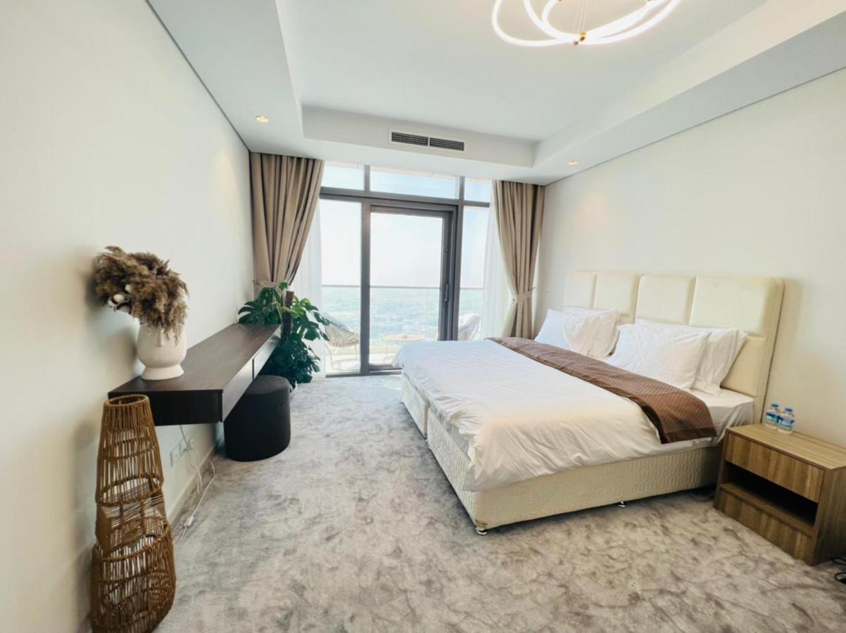 Paramount Midtown Residence: Luxury Sea View Near Burj Khalifa *