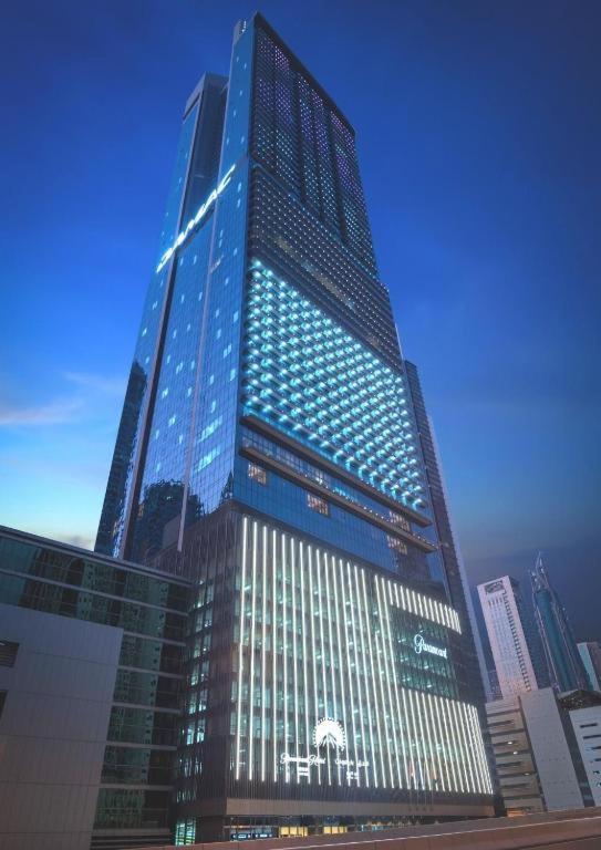 Paramount Midtown Residence: Luxury Sea View Near Burj Khalifa Apartment
