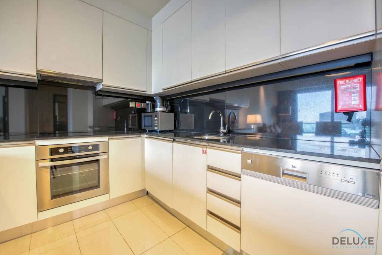 Lush 1 Bedroom At The Address Residences Marina By Deluxe Homes Apartment Dubai