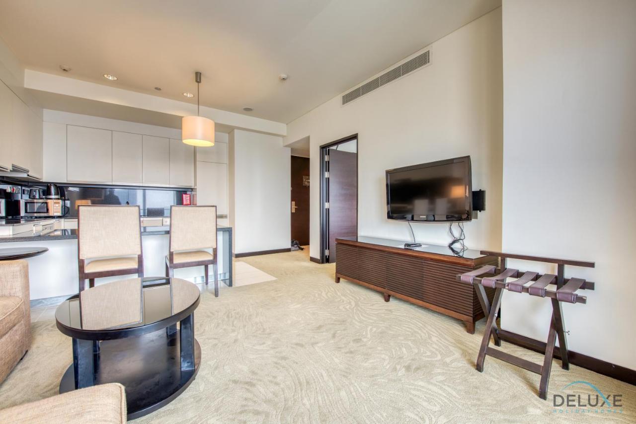 Lush 1 Bedroom At The Address Residences Marina By Deluxe Homes Apartment