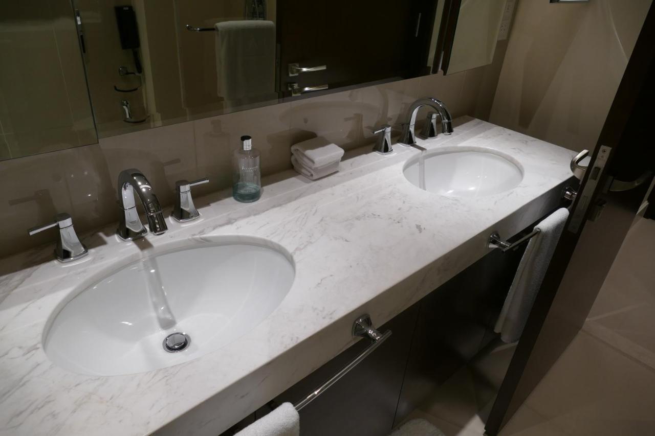 Address Fountain Burj Khalifa Fountain Views Apartment