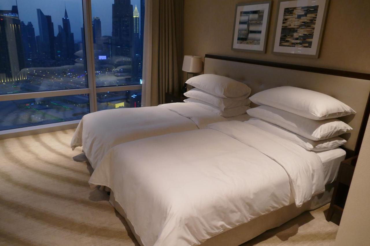 Address Fountain Burj Khalifa Fountain Views * Dubai