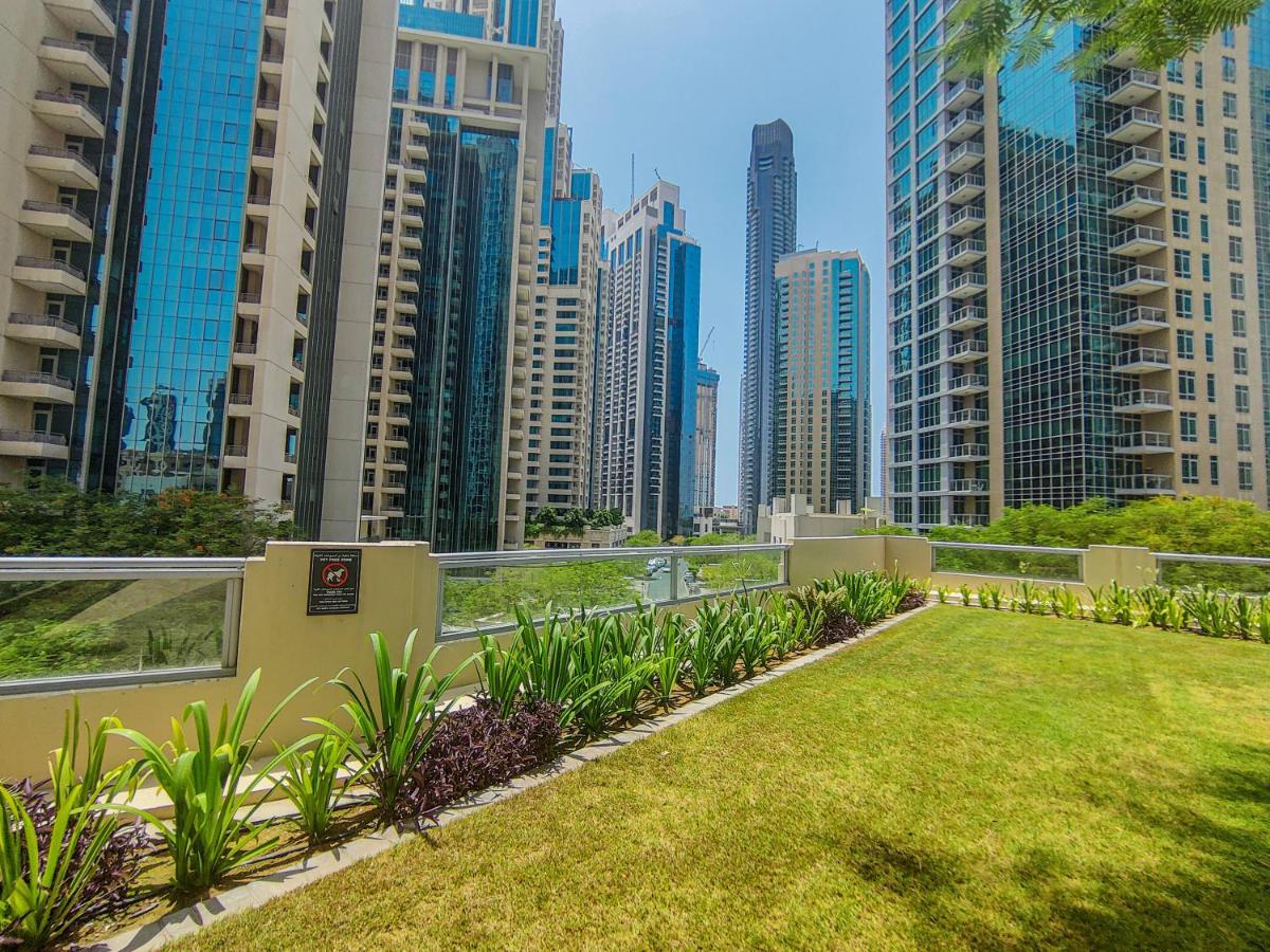 Apartment Higuests - Luxurious With Burj Khalifa Views