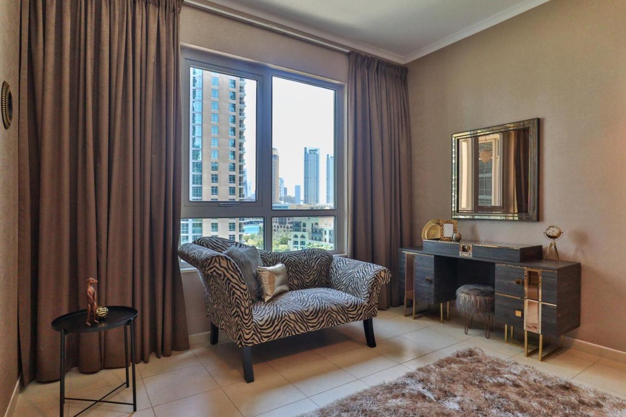 Higuests - Luxurious With Burj Khalifa Views Apartment *