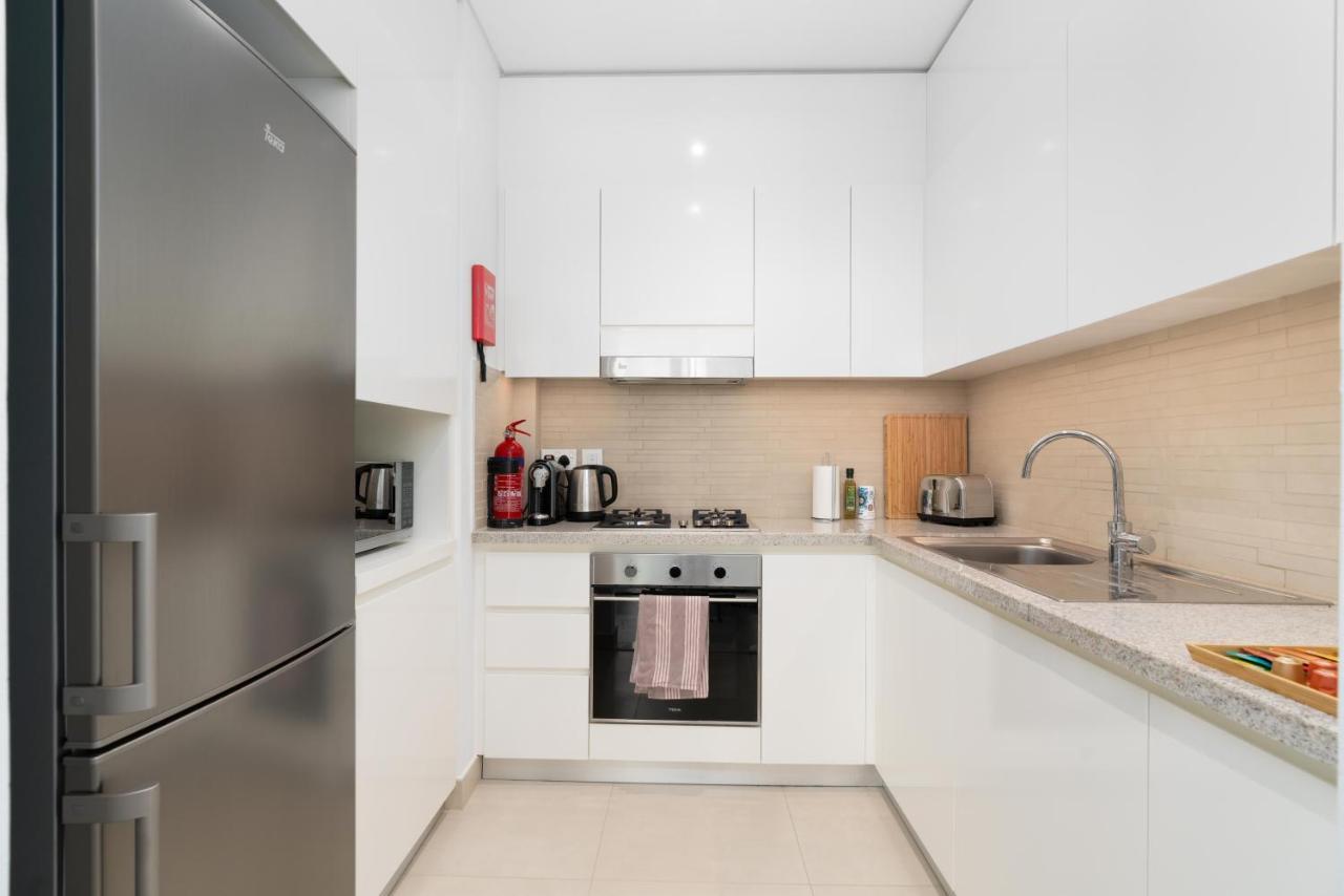 Ultimate / 2 Beds / Linked To Mall Apartment *