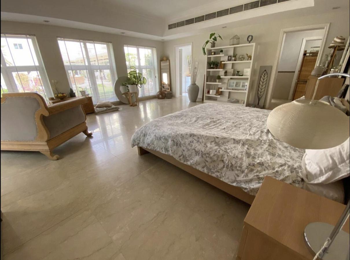 Ohm Homestay Dubai