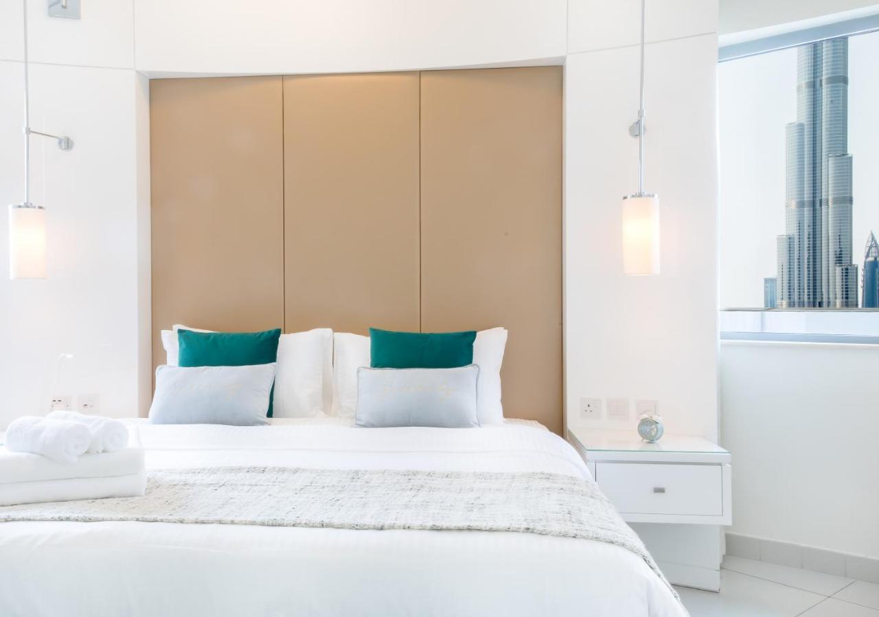 Apartment Maison Privee - Luxury Urban Retreat With Burj Khalifa Views *