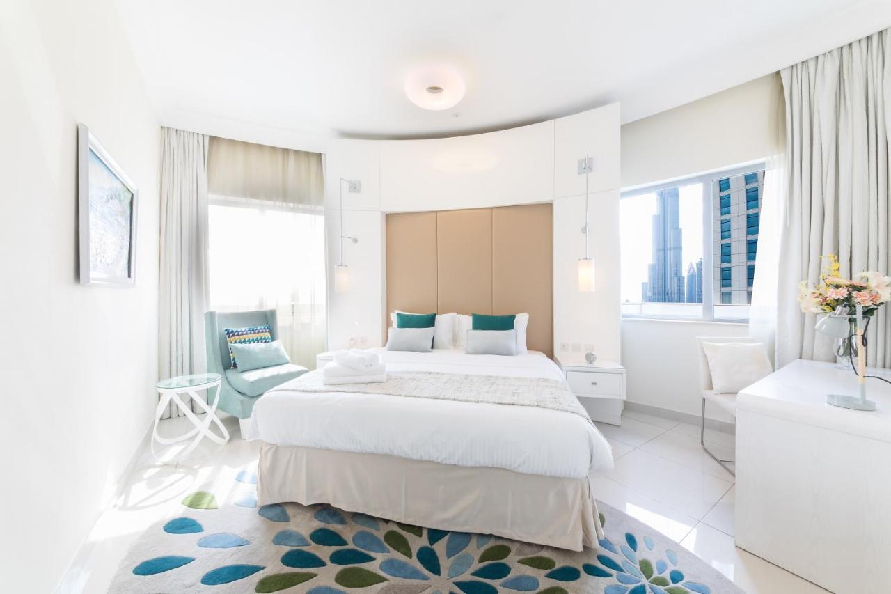 Maison Privee - Luxury Urban Retreat With Burj Khalifa Views Apartment *
