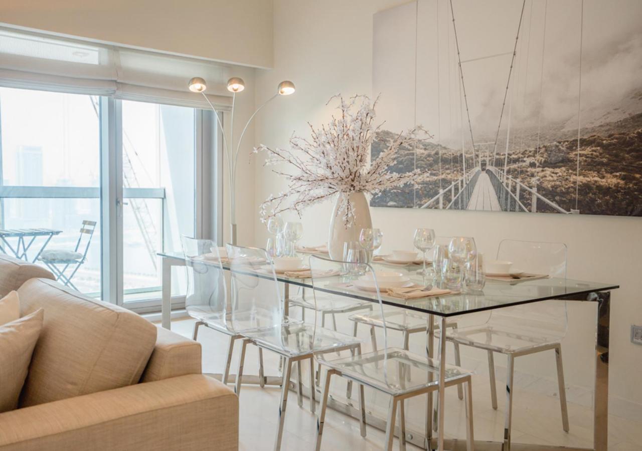 Nasma Luxury - Cayan Tower Apartment Dubai