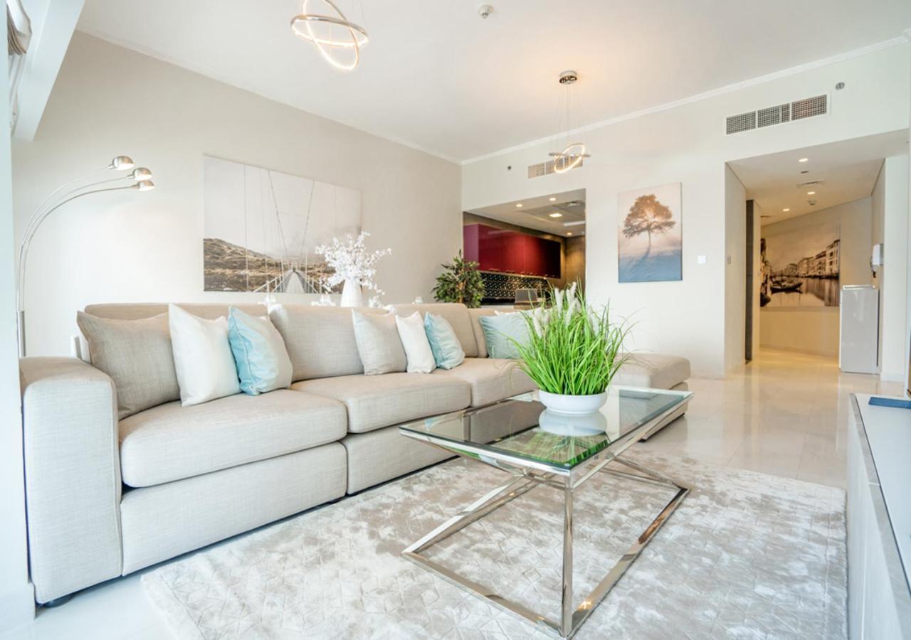 Nasma Luxury - Cayan Tower Apartment Dubai