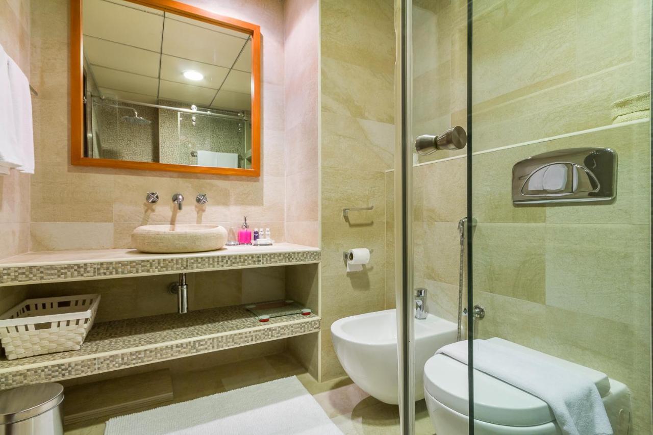 Maison Privee - Stunning Apartment With Dubai Marina View *