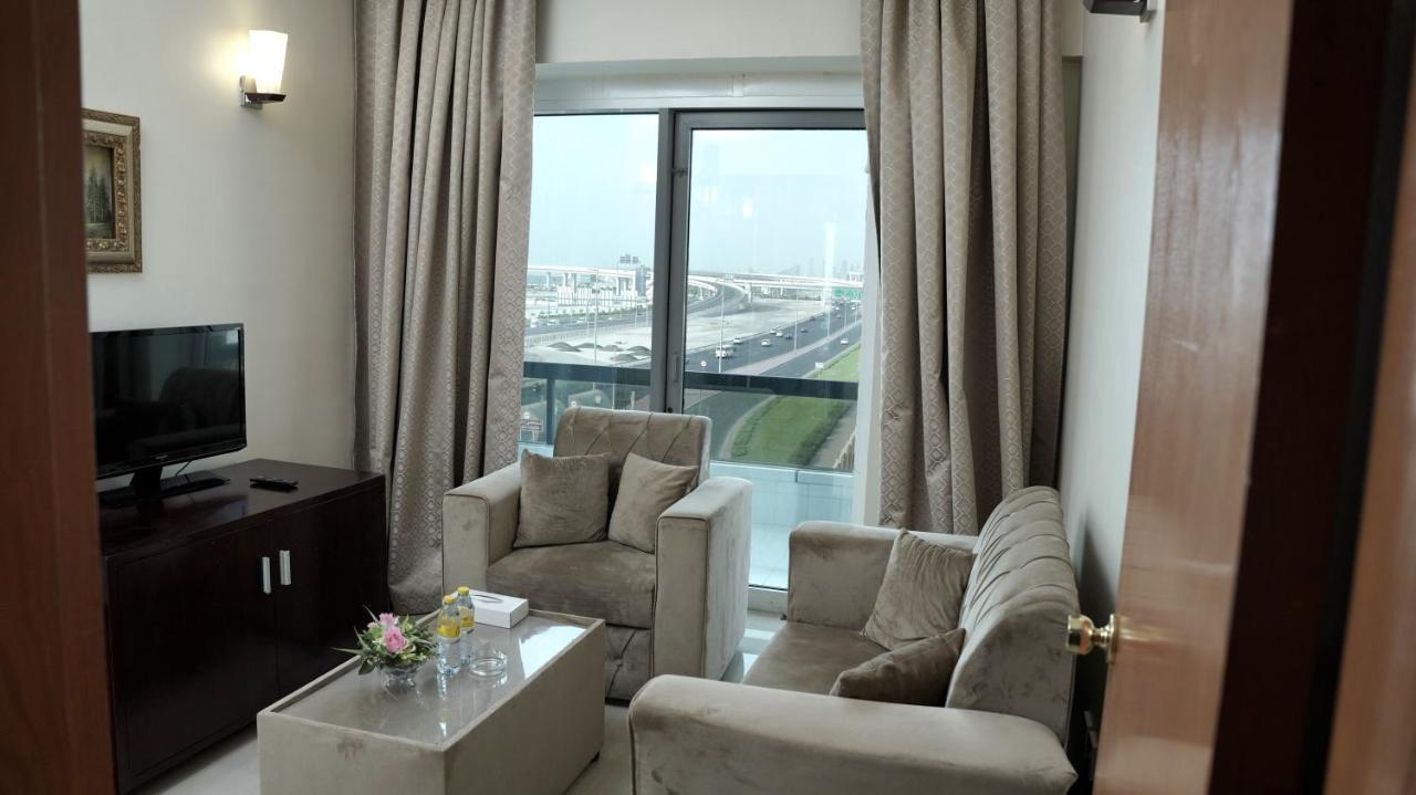 Sun & Sands Sea View 3*